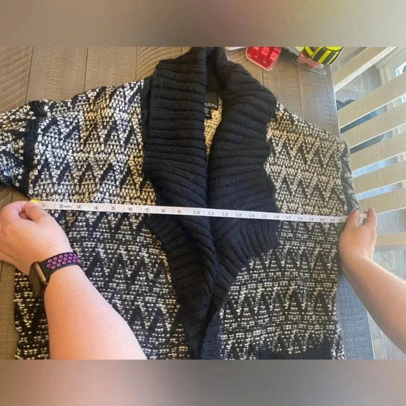 Cynthia Rowley acrylic/wool/alpaca knit cardigan sweater - Picture 10 of 10